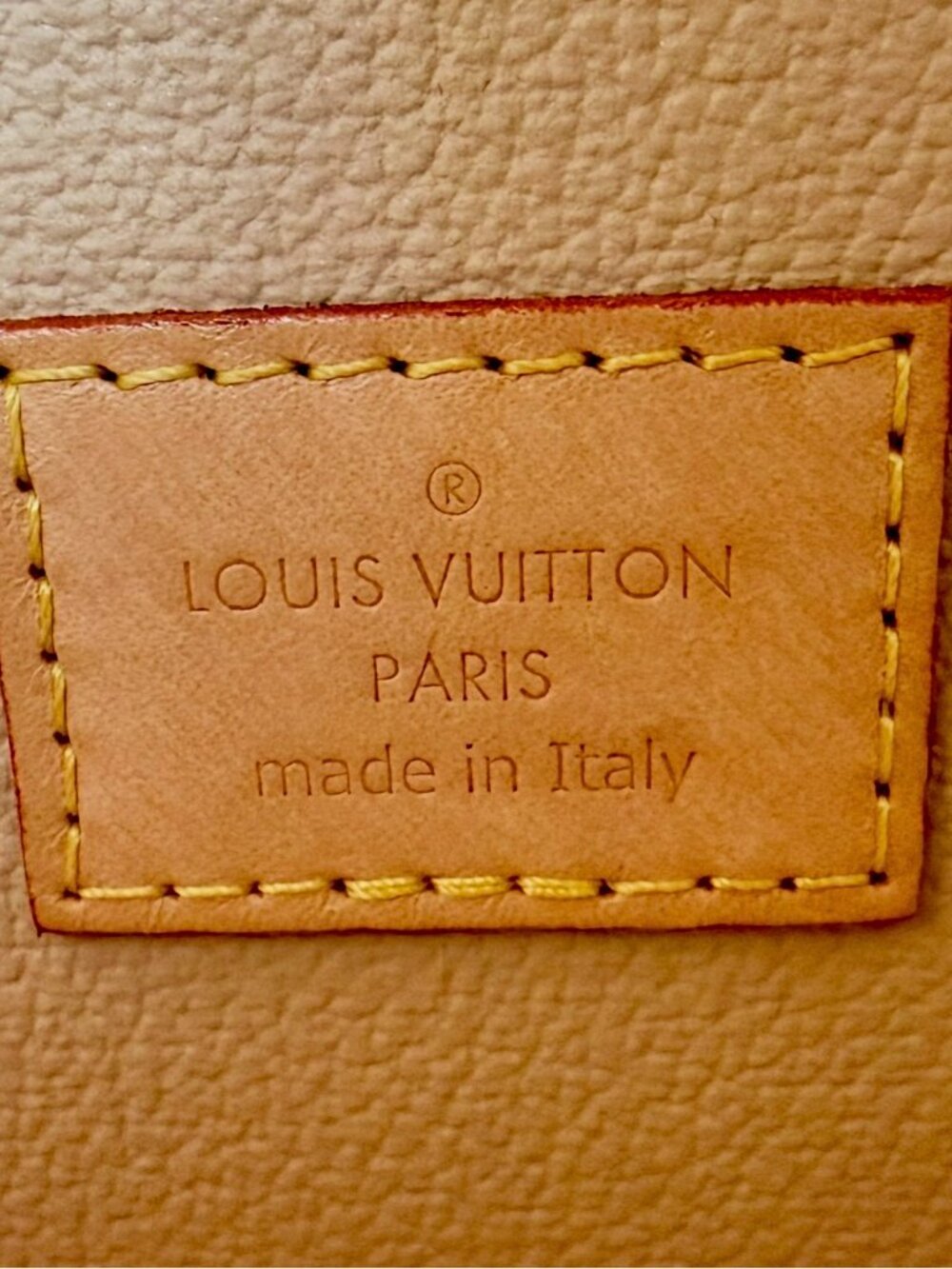 Louis Vuitton Monogram Canvas Nice Mini Vanity Toiletry Pouch - Picture 16 of 16